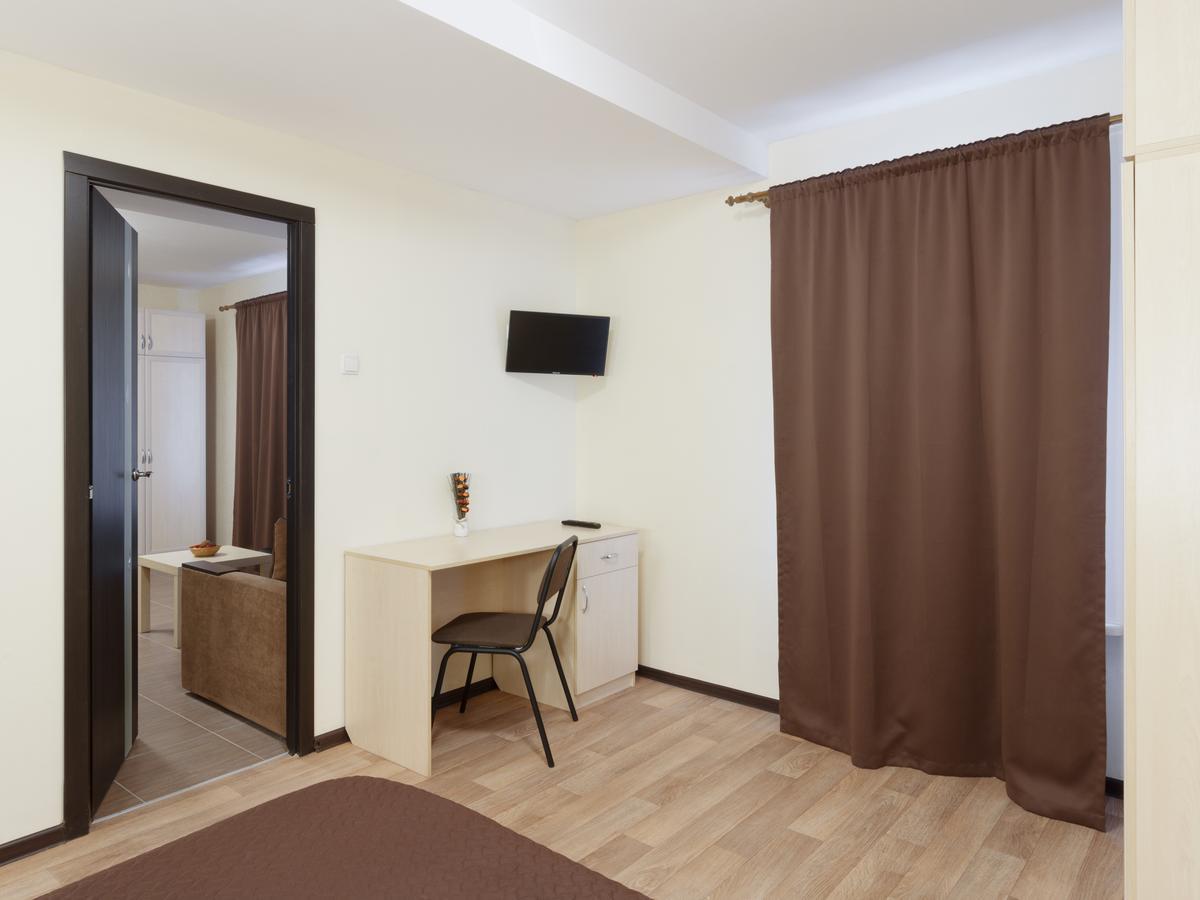 Apart Hotel Asotel Jarkov Exterior foto